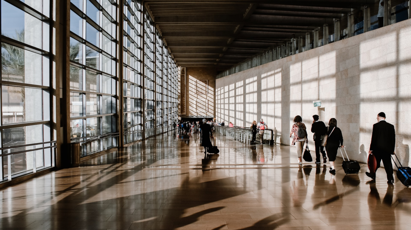 Optimising Travel eSIM Sales: Insights and Strategies for Airlines