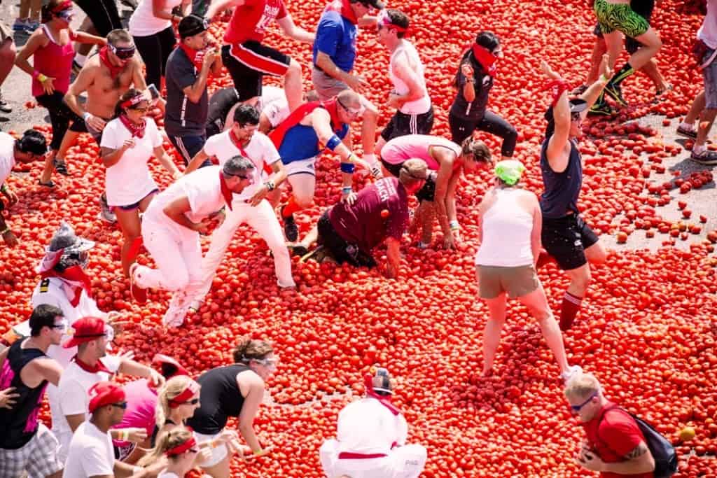 Experience the Thrill of La Tomatina Festival – A Colorful Spanish Extravaganza