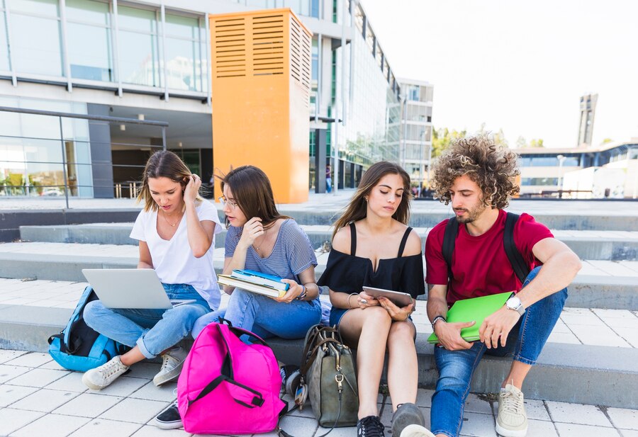 5 Reasons Why eSIM Is the Best Option Among Students Studying Abroad