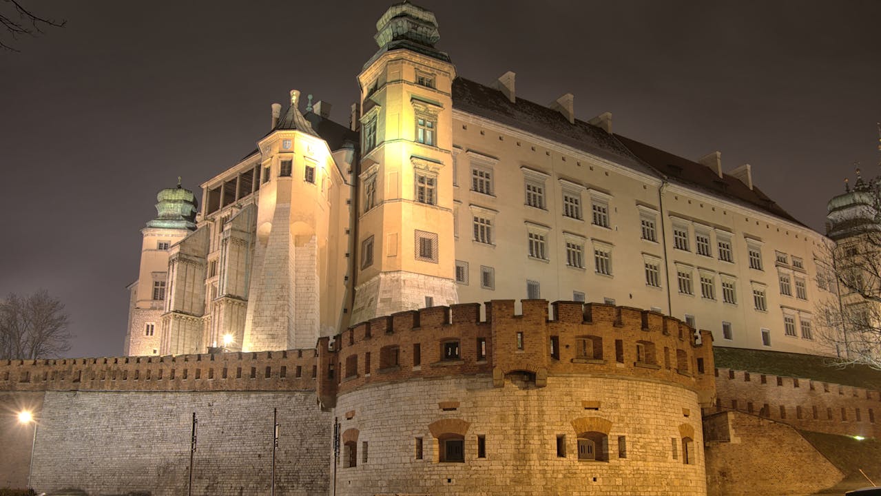 Wander Through the Historic Wawel Castle in Kraków