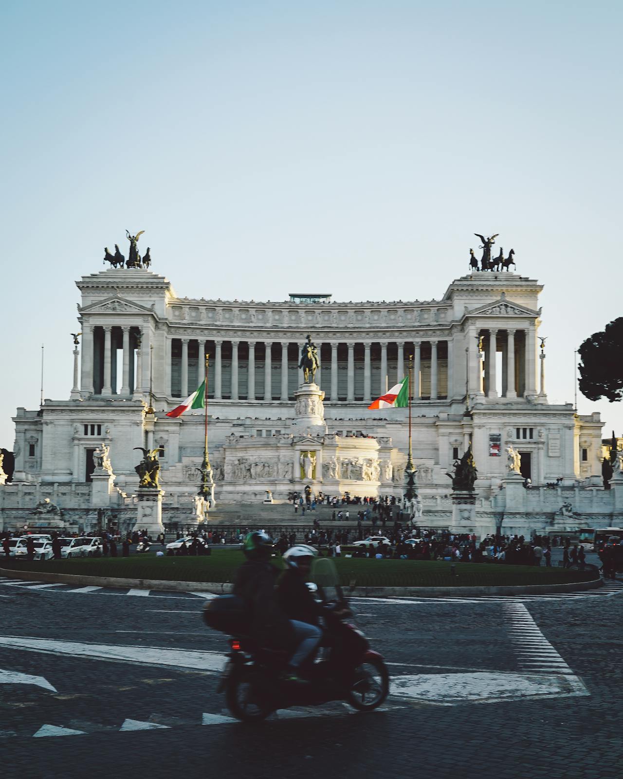 Rome in the Summer: Gelato Trails & Midnight Monuments