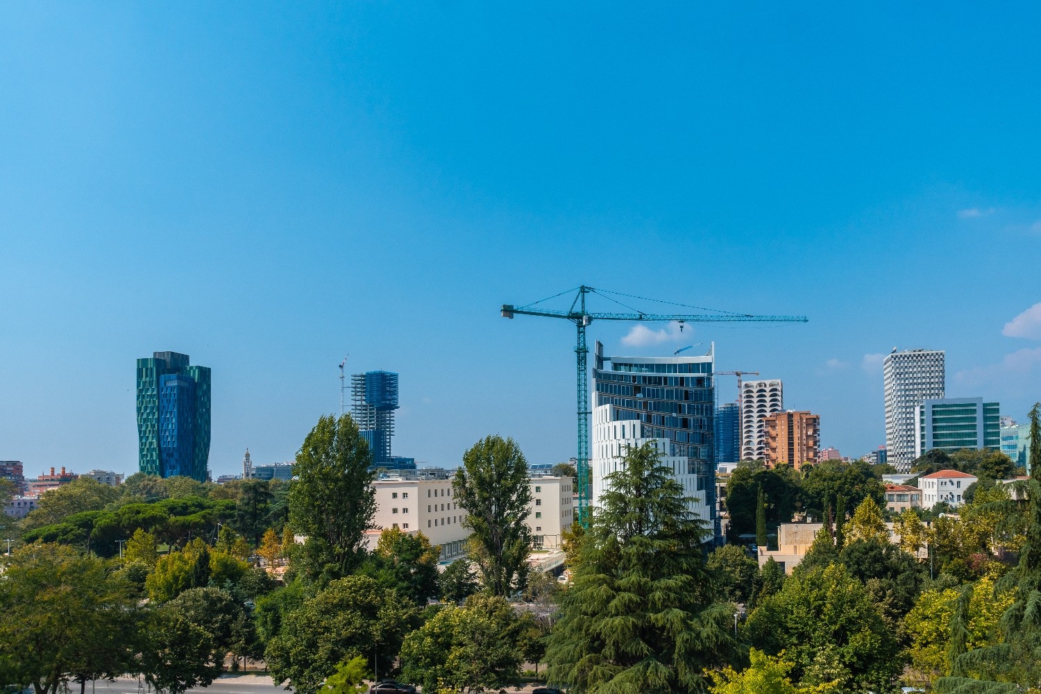 Best eSIM for Visiting Tirana: Easy Setup & Instant Activation