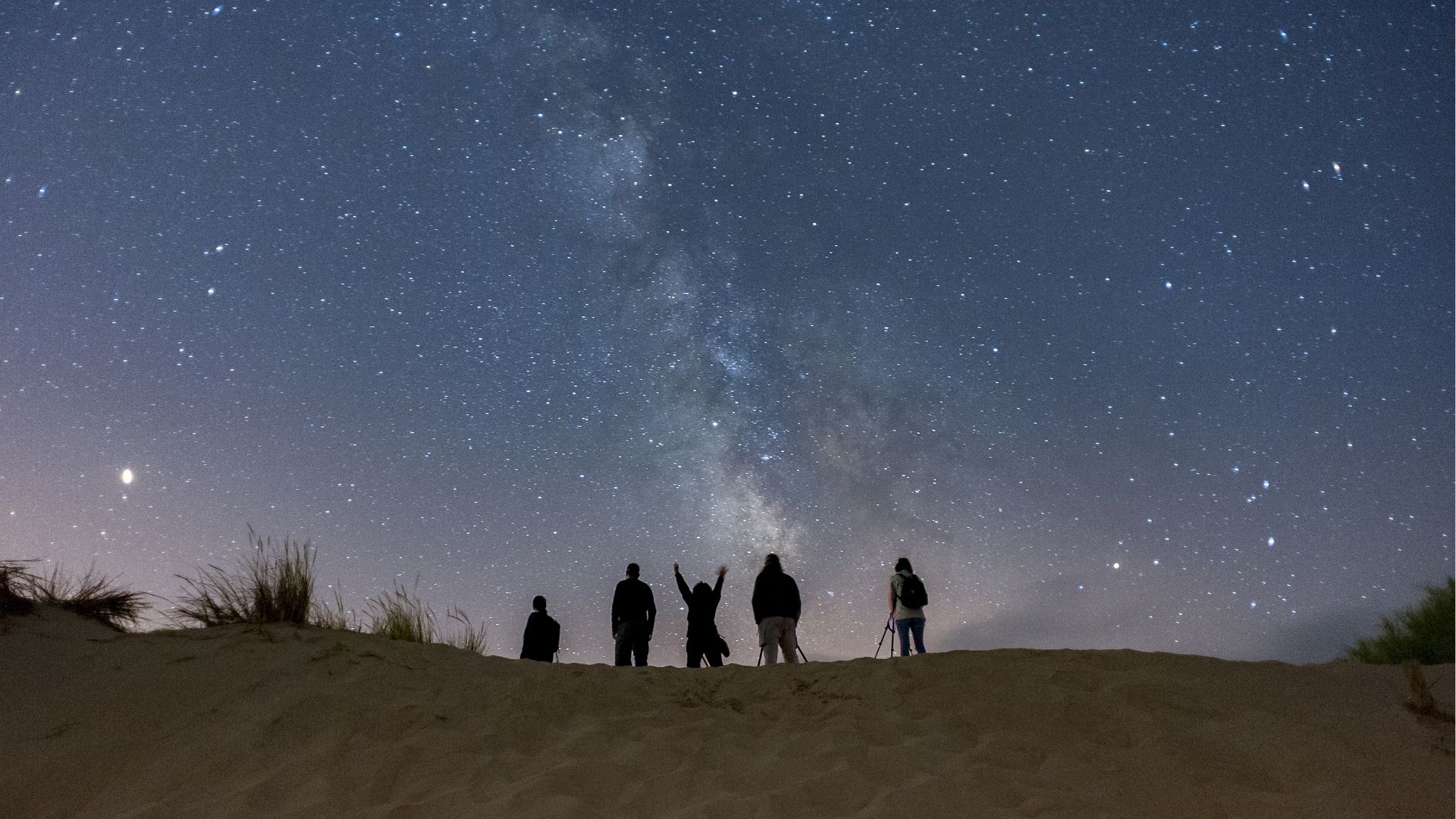 Group stargazing in Ganja, Azerbaijan