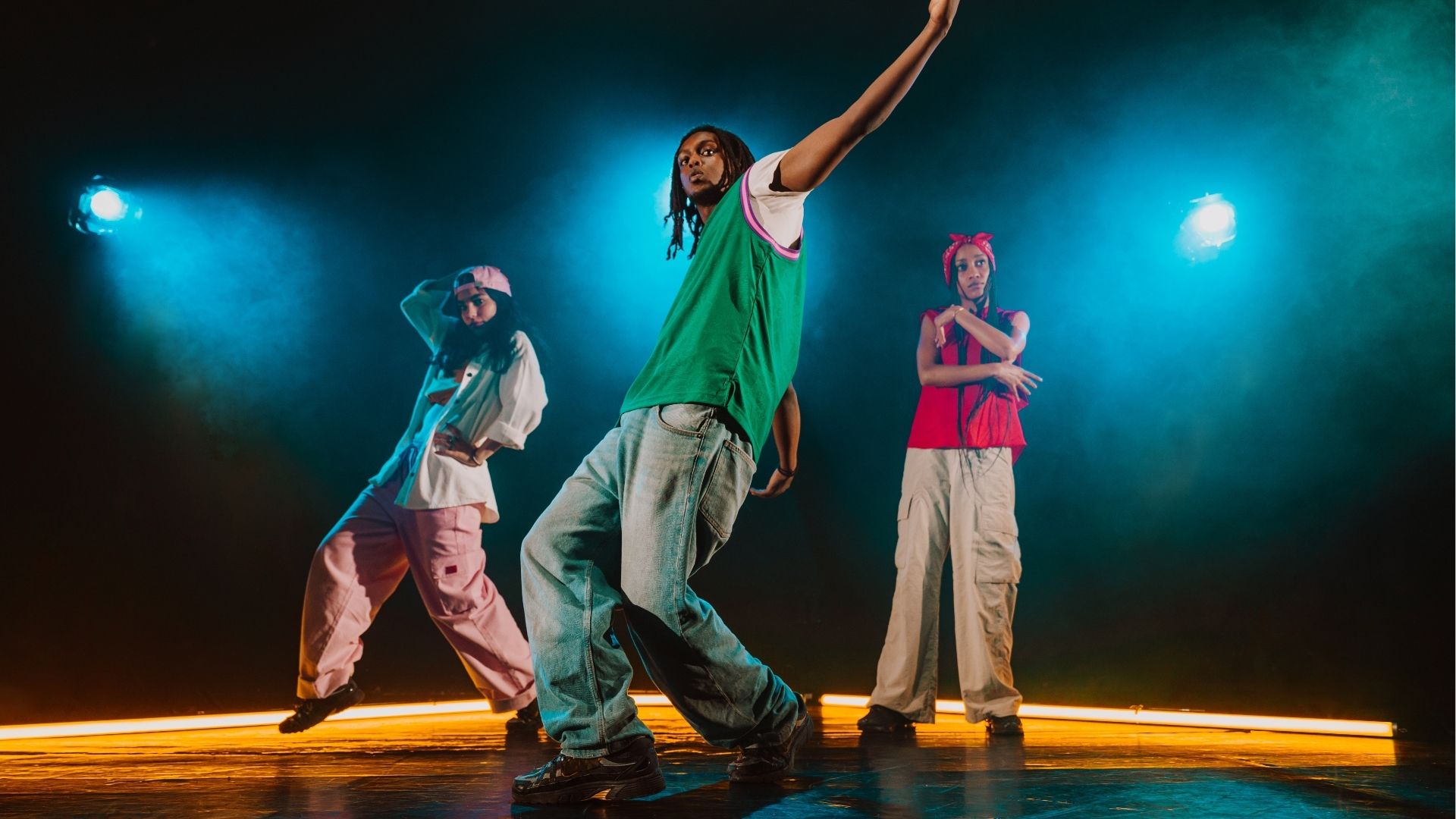 Group of hip hop dancer dancing together