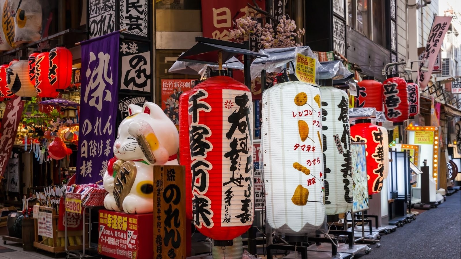 Vibrant local market showcasing Japan’s culture and craftsmanship