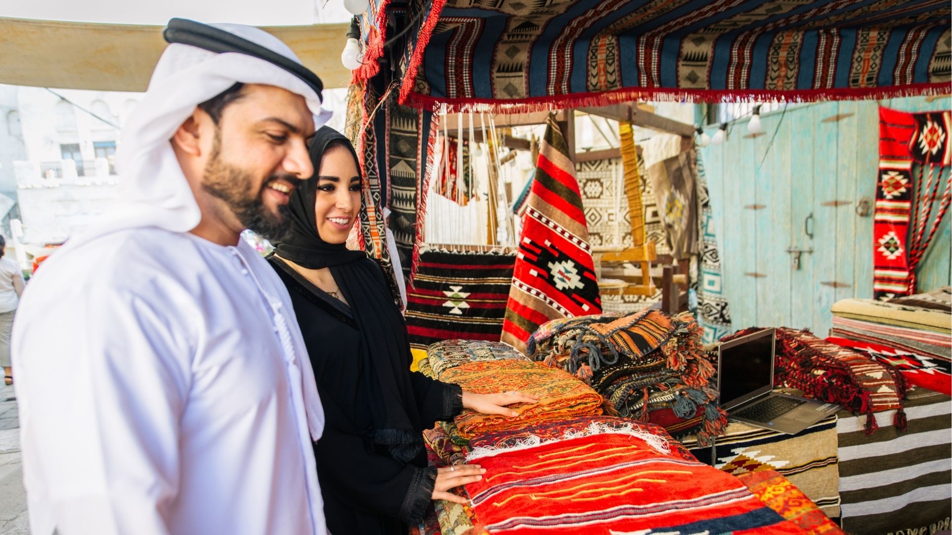 Old Dubai market scene