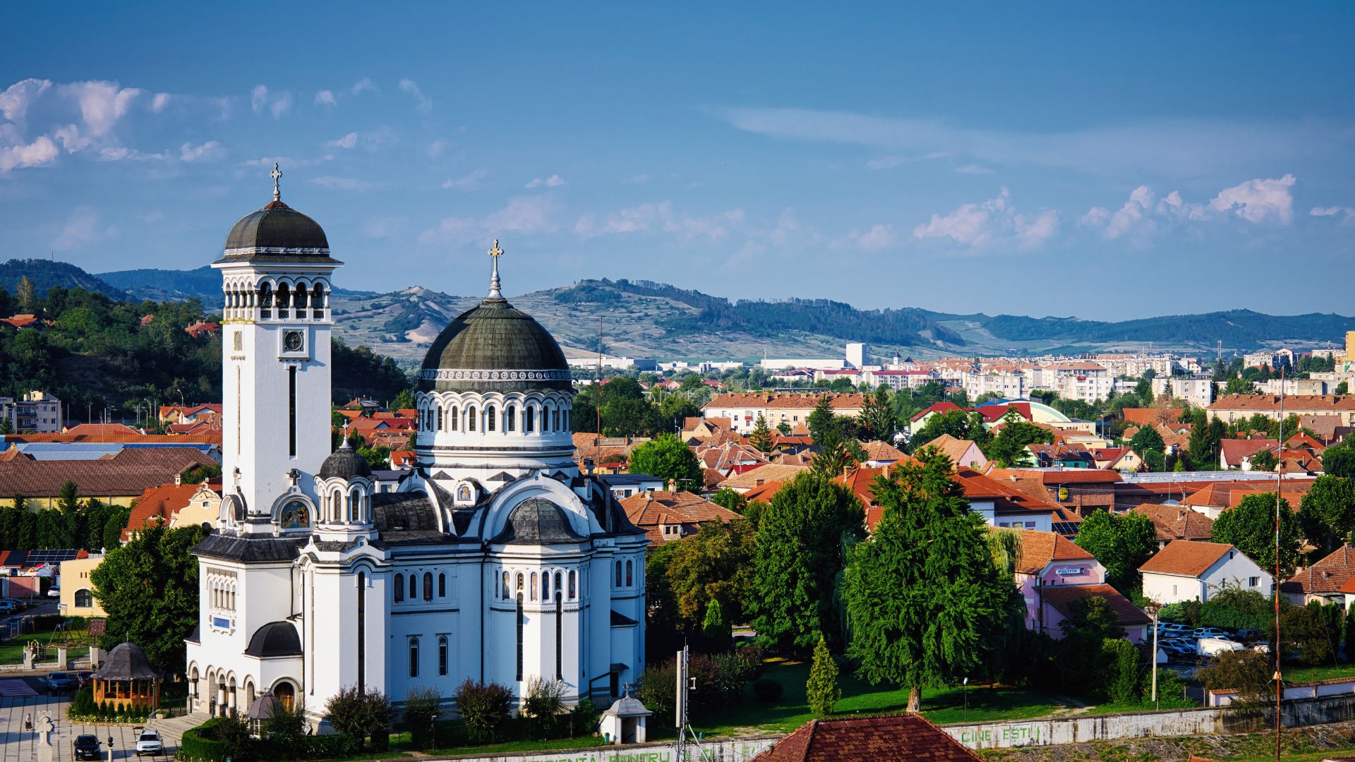 traveling to Serbia with Voye Global