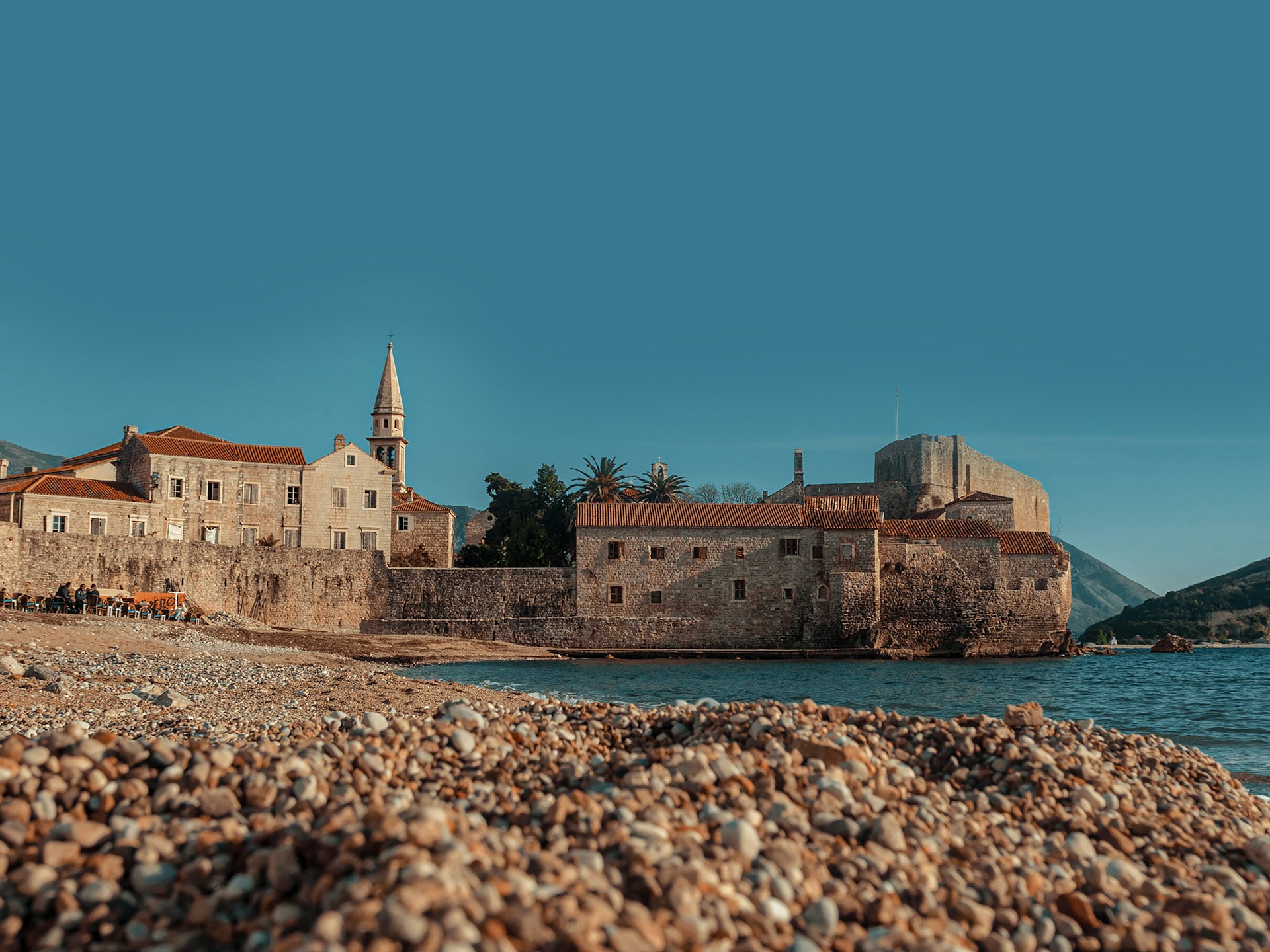 Voye Global eSIM for Montenegro