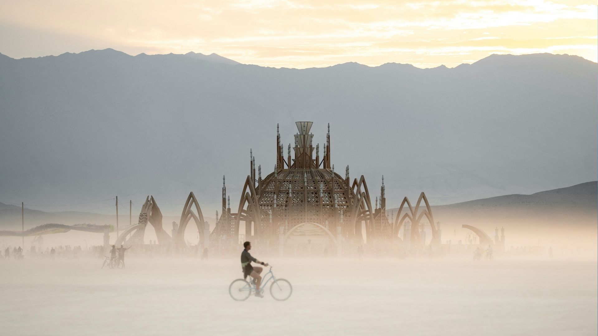 Burning Man 2026 Guide: Tickets, Tips & USA eSIM Travel